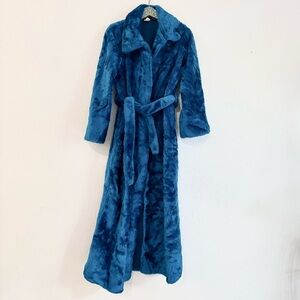 Vintage 1970's Kingly blue wrap robe made in USA faux fur